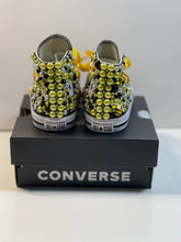 Load image into Gallery viewer, Custom Bee Converse
