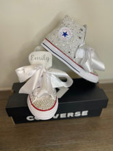 Load image into Gallery viewer, Adults White Converse
