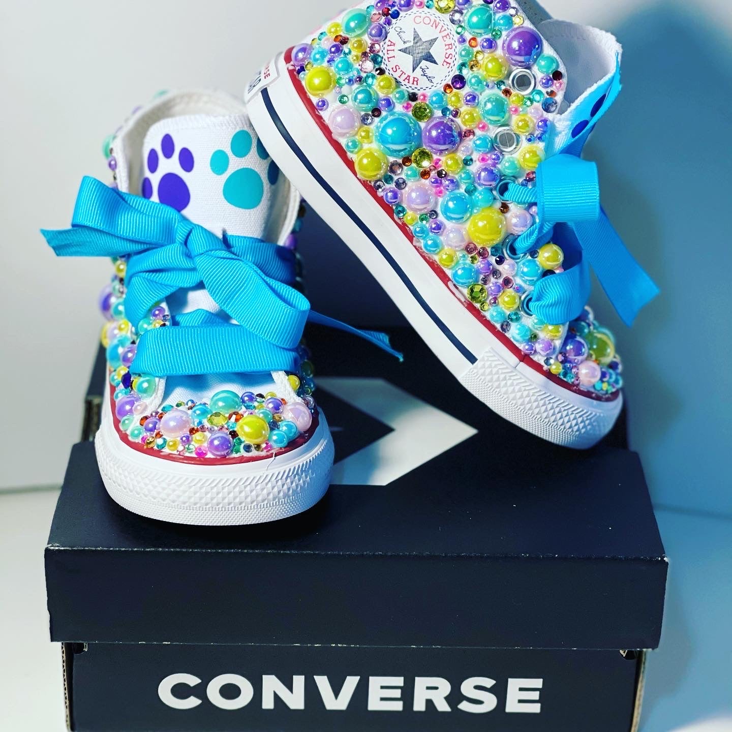 St. Louis Blues Converse Chuck Taylor Sneakers NHL  Blue converse, Custom  made converse, Converse chuck taylor